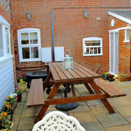 Romantic Flint Cottage On The Suffolk Coast Сексмендем Екстер'єр фото