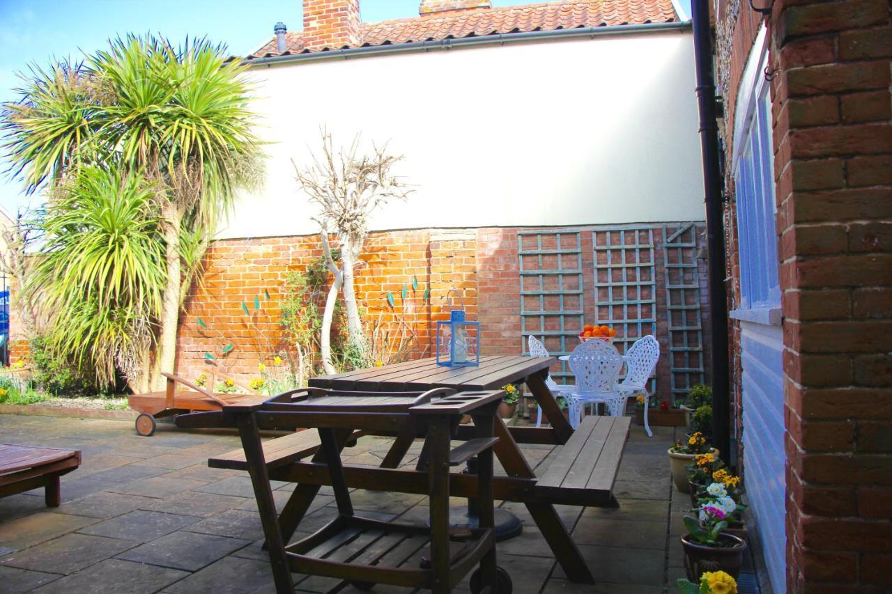 Romantic Flint Cottage On The Suffolk Coast Сексмендем Екстер'єр фото
