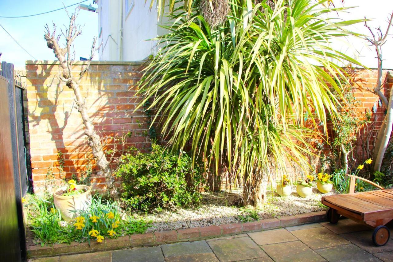 Romantic Flint Cottage On The Suffolk Coast Сексмендем Екстер'єр фото